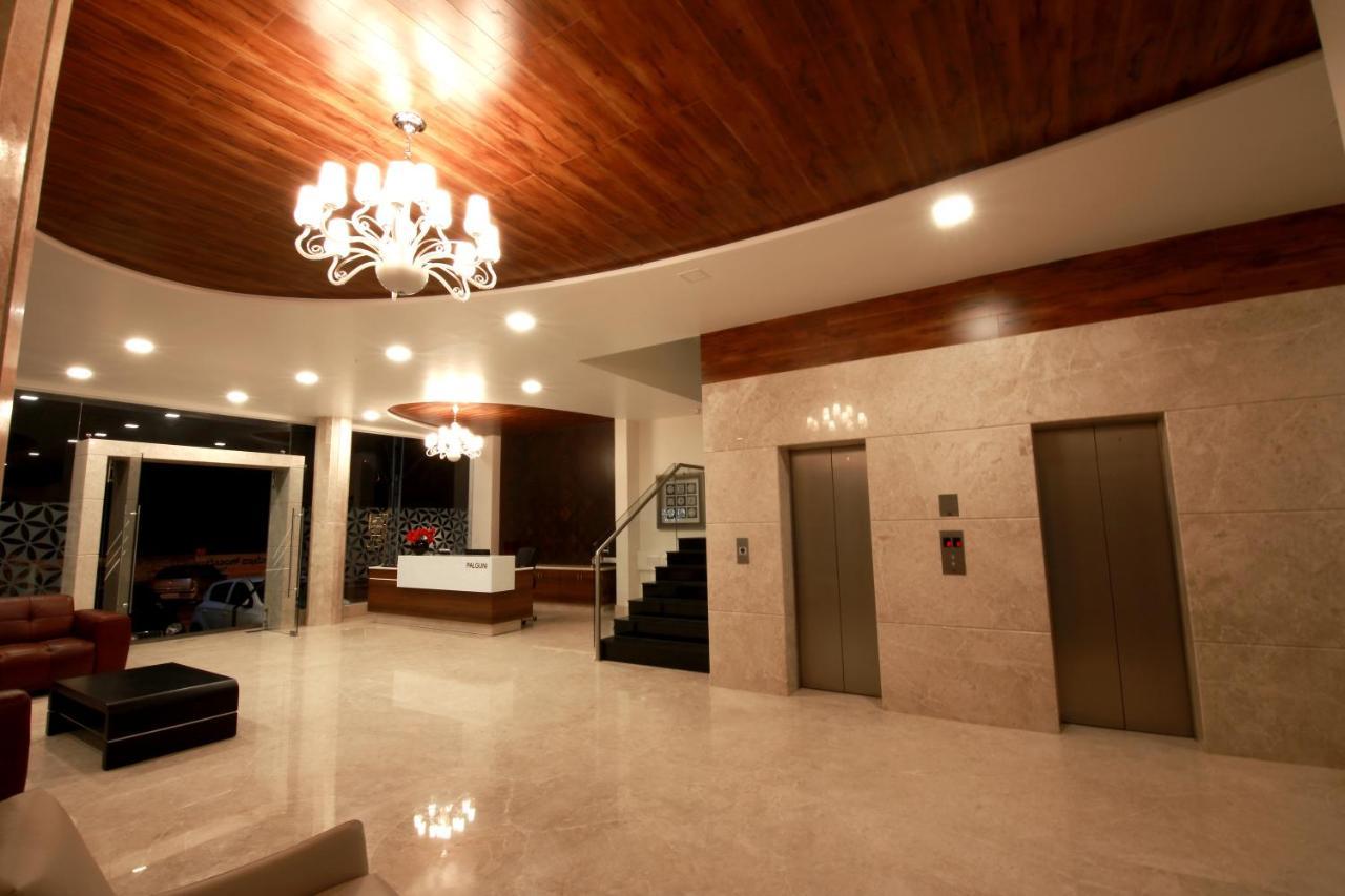 Hotel Palguni Residency Hassan Exterior foto