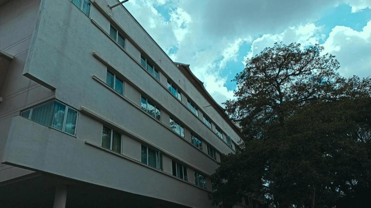 Hotel Palguni Residency Hassan Exterior foto